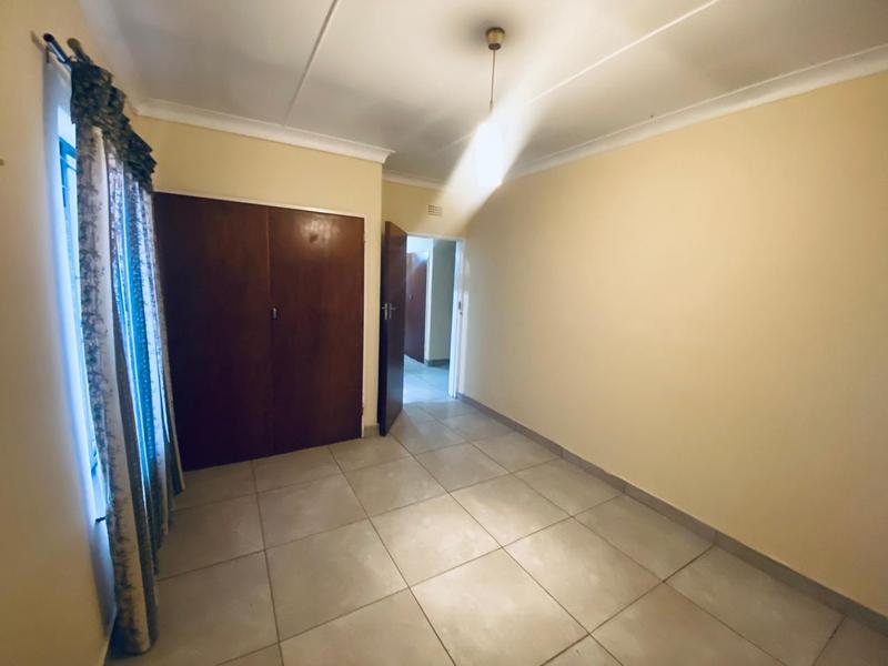 To Let 5 Bedroom Property for Rent in Kathu Northern Cape